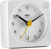 A white Braun alarm clock is shown against a white background. Anteprima dell’immagine prodotto