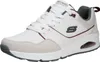 A white Skechers sneaker with gray and burgundy accents is shown from the side against a white background. Voir les images du produit