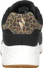 Back view of a sneaker. Voir les images du produit