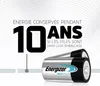 Marketing image showing Energizer batteries with text highlighting their long-lasting energy. Voir les images du produit