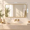LunaMirror Theo Wandspiegel 75 x 50 cm, abgerundetes Rechteck, gerillter Aluminiumrahmen, Gold – 1 Produktbild-Vorschau
