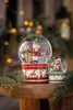 Villeroy & Boch Schneekugel Bär Christmas Toys Produktbild-Vorschau 5
