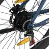 A close-up view of the rear wheel and drivetrain of a bicycle. Voir les images du produit
