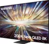 A Samsung Neo QLED 8K TV is displayed at an angle on a black stand, with a colorful, abstract image on its screen. Voir les images du produit