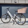 Wiklinowy koszyk na bagażnik dla psa brudny róż. Podgląd zdjęcia produktu 2