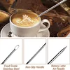 A coffee cup with latte art, surrounded by coffee beans and scoops, with close-up shots of coffee tamper tools and their features. Anteprima dell’immagine prodotto