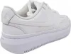 A white Nike Court Vision Alta Ltr shoe is shown from the side and back. Anteprima dell’immagine prodotto
