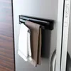 Magnetický držák ručníků Yamazaki Tower, černý Náhled obrázku produktu 2