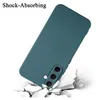 A teal phone case is shown falling and cracking a white surface, illustrating its shock-absorbing feature. Produktbild-Vorschau