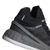 Close-up view of the heel and side of a black Adidas D Rose 11 basketball shoe. Produktbild-Vorschau