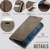 A marketing image showcasing a brown leather phone case with various features highlighted. Produktbild-Vorschau