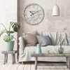 Rebecca Mobili Horloge murale avec chiffres romains en bois Voir les images du produit 3