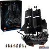 LEGO ICONS 10365 Le bateau pirate du capitaine Jack Sparrow Voir les images du produit 1
