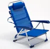 A blue beach chair with a silver frame is shown against a white background. Voir les images du produit