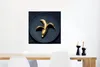 MuchoWow® Poster Goldene Banane auf dunklem Hintergrund Produktbild-Vorschau 5