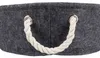 A close-up view of a gray felt pet bed with rope handles. Produktbild-Vorschau