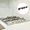 A black stove gap cover is shown in a close-up inset circle, with a stainless steel gas stove in the foreground. Anteprima dell’immagine prodotto