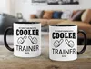 So sieht ein richtig ein richtig cooler Trainer aus Tasse Produktbild-Vorschau 3