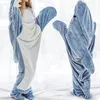 Minicee Hoodie Decke Hai mit Ärmeln Fleecedecke Gr. L bis Produktbild-Vorschau 5
