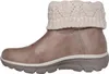 Side view of a taupe boot with a cream knitted cuff. Voir les images du produit