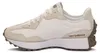 Des chaussures New Balance W327SUCXXA Voir les images du produit 3