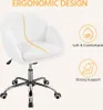 A white office chair with silver legs and wheels, next to marketing text and icons. Produktbild-Vorschau