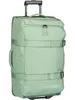 A studio shot of a green travel bag with wheels and a retractable handle. Náhled obrázku produktu
