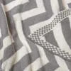 HOMESCAPES Tagesdecke mit Chevron-Muster, 100% Baumwolle, Produktbild-Vorschau 5