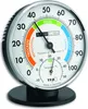 A close-up studio shot of an analog thermo-hygrometer on a black stand. Voir les images du produit