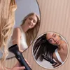A collage showing a woman using a hair dryer and a close-up of another woman's hair being styled. Anteprima dell’immagine prodotto