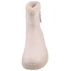A front view of a beige boot with a faux fur lining. Produktbild-Vorschau