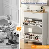 A split image showing a messy pile of shoes on the left and a neat shoe cabinet filled with shoes on the right. Produktbild-Vorschau
