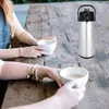 Carafe isotherme en acier inoxydable avec pompe intégrée, Voir les images du produit 7