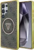 A phone case with a Guess logo pattern is shown next to a smartphone. Voir les images du produit