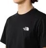 Close-up of a person wearing a black t-shirt with a small white logo on the left chest. Voir les images du produit