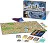 A board game called Scotland Yard is laid out on a white surface, with its box and various game components visible. Produktbild-Vorschau