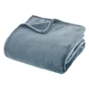 A folded blue blanket on a white background. Podgląd zdjęcia produktu