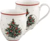 Two white ceramic mugs with a Christmas tree design. Náhled obrázku produktu