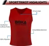 Das OMKA 6er-Sets Sportroter Bib ist ein komfortables, atmungsaktives Sporttrikot aus Mesh, ideal für Teamtraining oder individuelle Bedruckung. Online kaufen. Produktbild-Vorschau