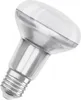 A studio shot of a light bulb on a white background. Anteprima dell’immagine prodotto