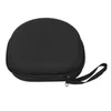 A black headphone case with a zipper and a carrying strap, shown against a white background. Voir les images du produit