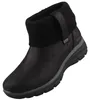 Auf dem Bild ist ein schwarzer Stiefel zu sehen der von der linken Seite abgebildet ist. Der Stiefel hat eine robuste Sohle und mehrere Schnallen am Schaft. Produktbild-Vorschau