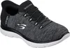 A studio shot of a single shoe. Podgląd zdjęcia produktu