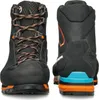 Bergschuhe "Zodiac Tech LT GTX" von Scarpa; schwarz mit orangefarbenen und blauen Akzenten; seitliche und hintere Ansicht. Podgląd zdjęcia produktu