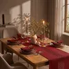 Tafelkleed met open ornamenten, lichtbruin, 40x140 cm Productafbeelding-voorbeeld 5