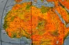 Globe politique et physique, 32 cm. Éclairé. Cadre en bois. Voir les images du produit 13