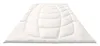 A white duvet laid flat on a white background. Produktbild-Vorschau