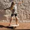 leg&go Planche d’équilibre en bois avec rouleau de liège , Voir les images du produit 2