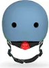 The back view of a blue helmet with a red light and green accents. Voir les images du produit
