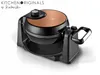 A product shot of a waffle maker on a white background. Podgląd zdjęcia produktu